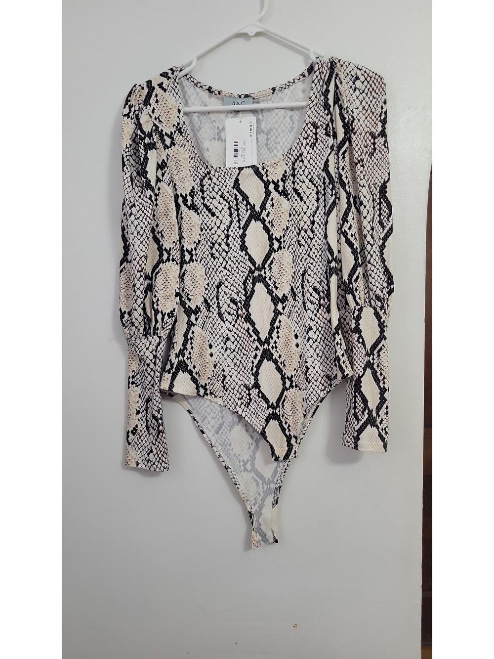 Medium A&G Long Sleeve Bodysuit NWT